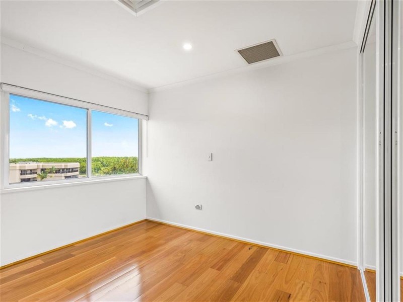 701/279 Esplanade, Cairns North QLD 4870