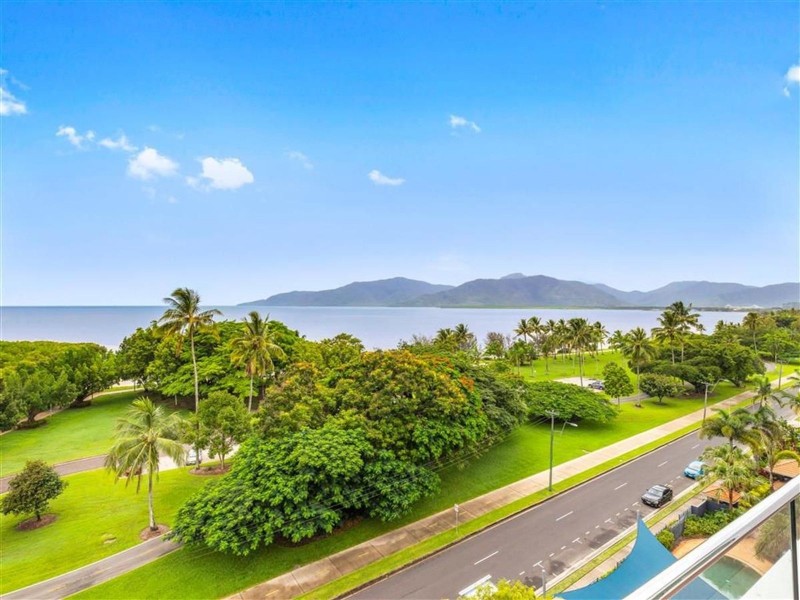 701/279 Esplanade, Cairns North QLD 4870