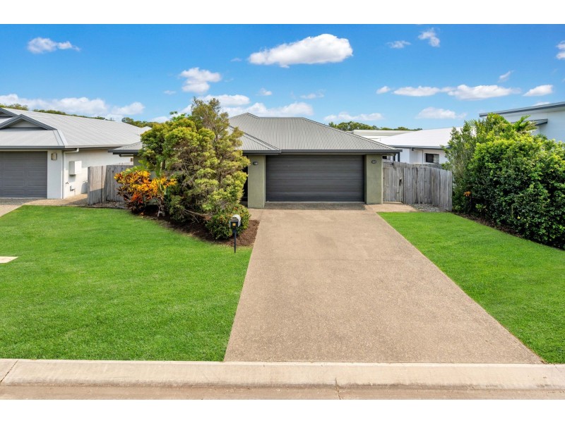 11 The Avenue, Trinity Park QLD 4879