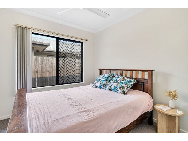 11 The Avenue, Trinity Park QLD 4879