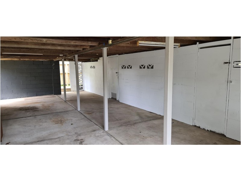 71 Hayward Street, Mooroobool QLD 4870