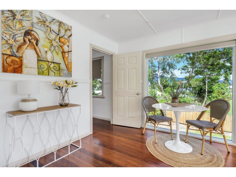 32 Old Smithfield Road, Freshwater QLD 4870