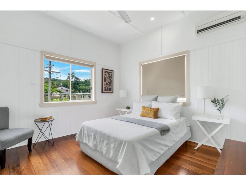 32 Old Smithfield Road, Freshwater QLD 4870