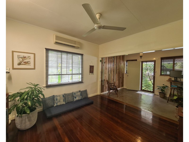 27 Nelson Street, Bungalow QLD 4870