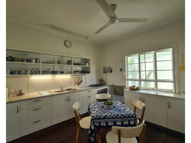 27 Nelson Street, Bungalow QLD 4870