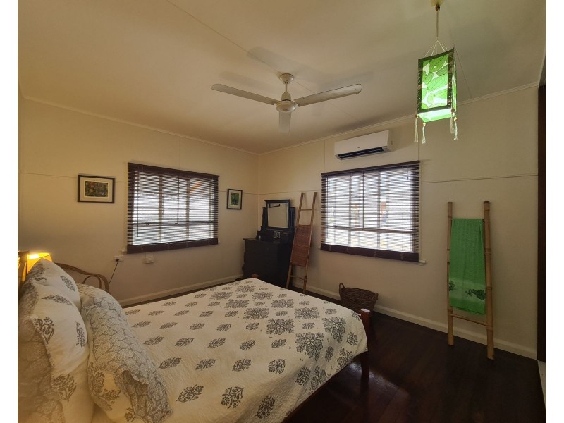 27 Nelson Street, Bungalow QLD 4870