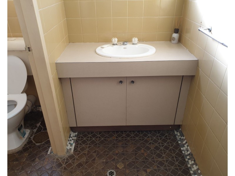 3/217 Lake Street, Cairns North QLD 4870