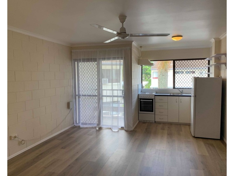 35/5-9 Fisk Street, Westcourt QLD 4870