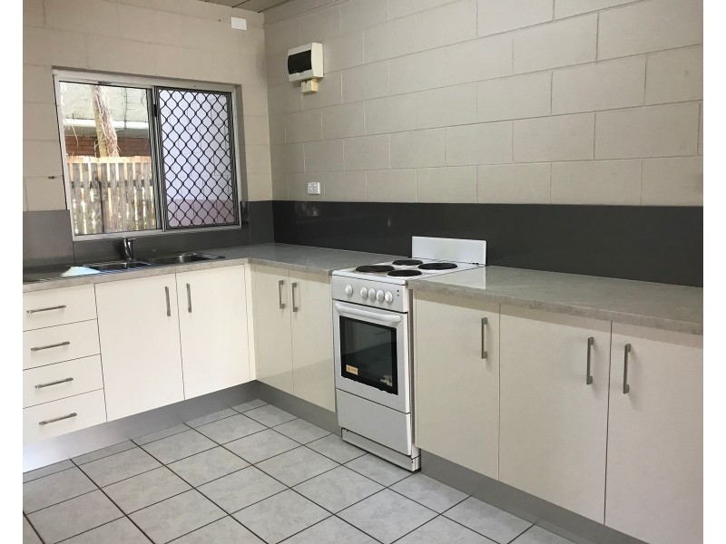 3/97-101 Mann Street, Westcourt QLD 4870