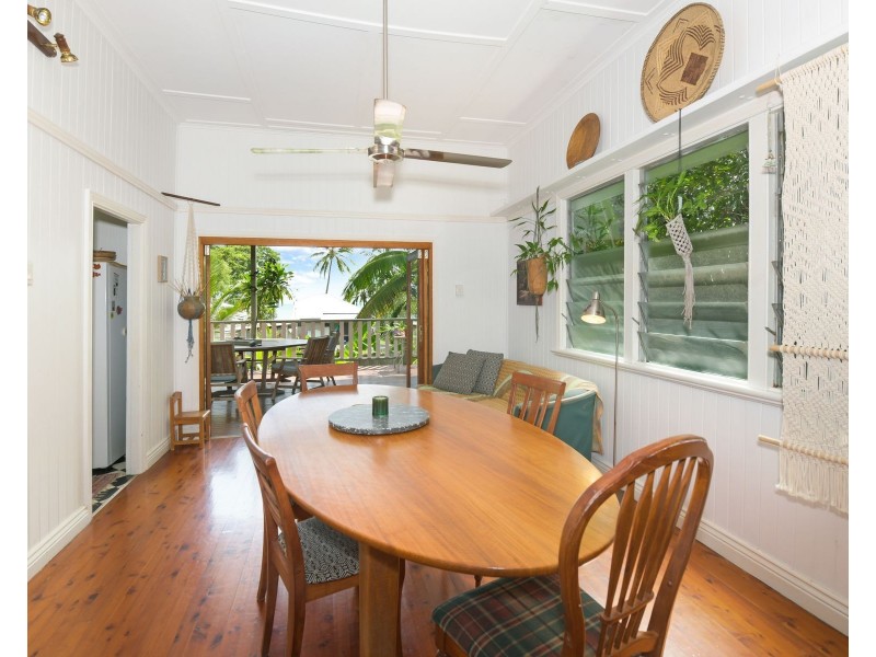 50 Marshall Street, Machans Beach QLD 4878