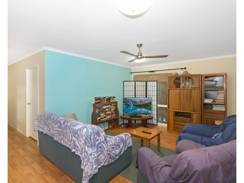 50 Marshall Street, Machans Beach QLD 4878