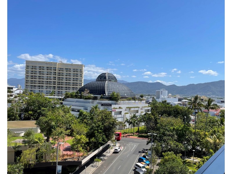 705/1 Marlin Parade, Cairns City QLD 4870