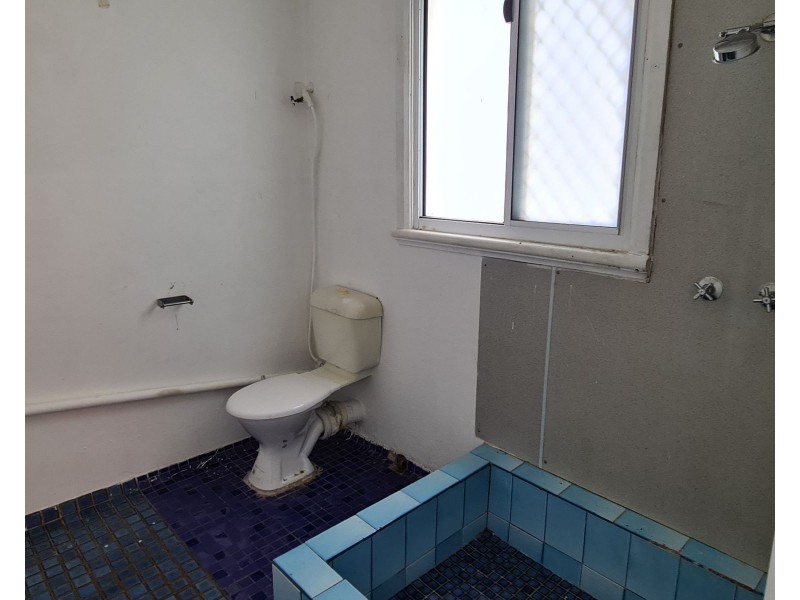 2/154 Sheridan Street, Cairns North QLD 4870