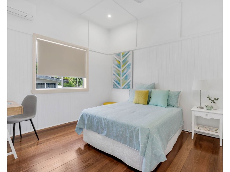 32 Old Smithfield Road, Freshwater QLD 4870