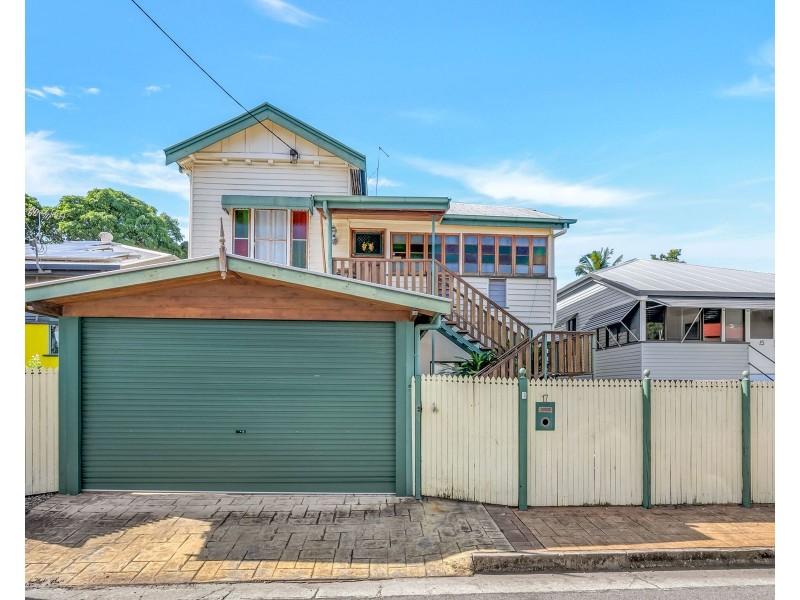 17 Warrego Street, Parramatta Park QLD 4870