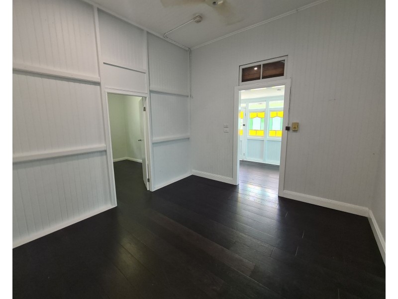 193 Bunda Street, Parramatta Park QLD 4870