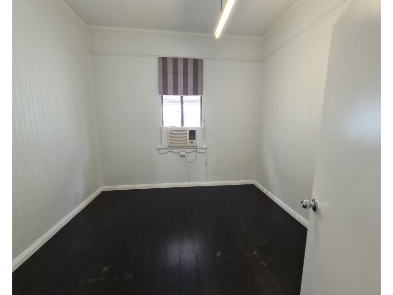 193 Bunda Street, Parramatta Park QLD 4870