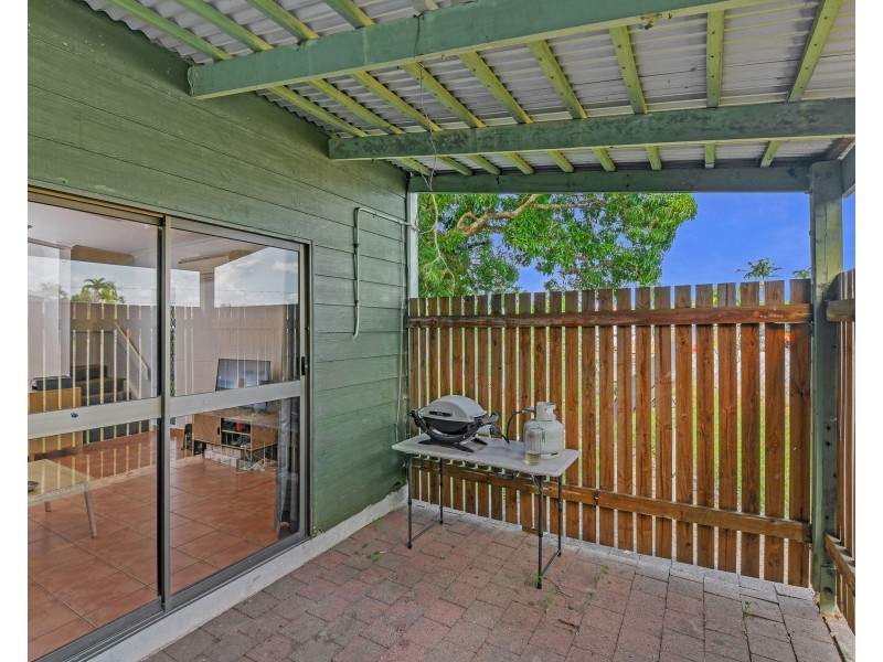 9 Rigg Street, Woree QLD 4868