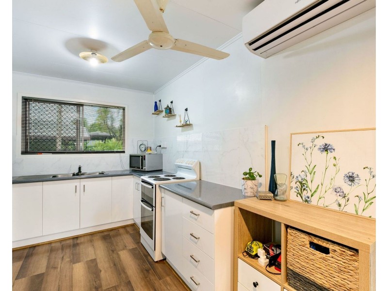 78 Murray Street, Manoora QLD 4870