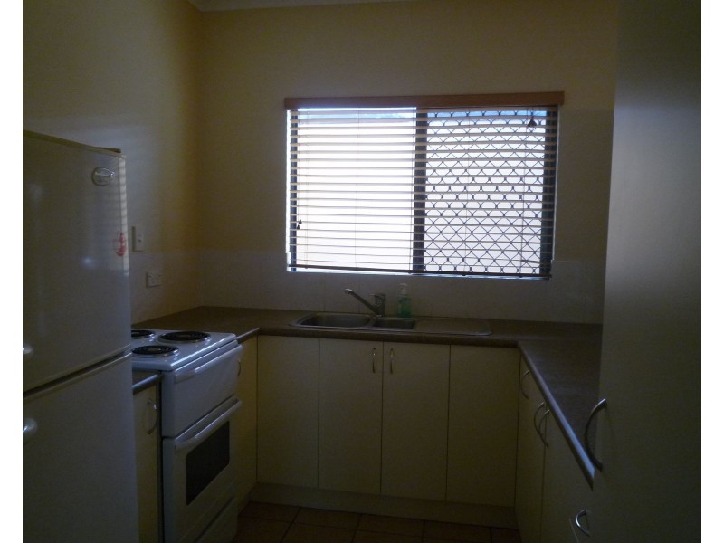 3/22-24 Toogood Road, Woree QLD 4868