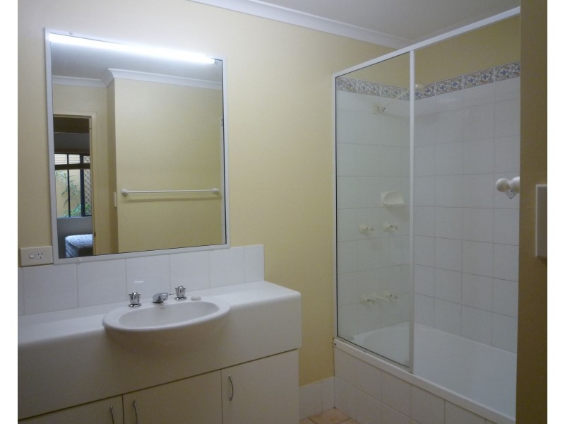3/22-24 Toogood Road, Woree QLD 4868