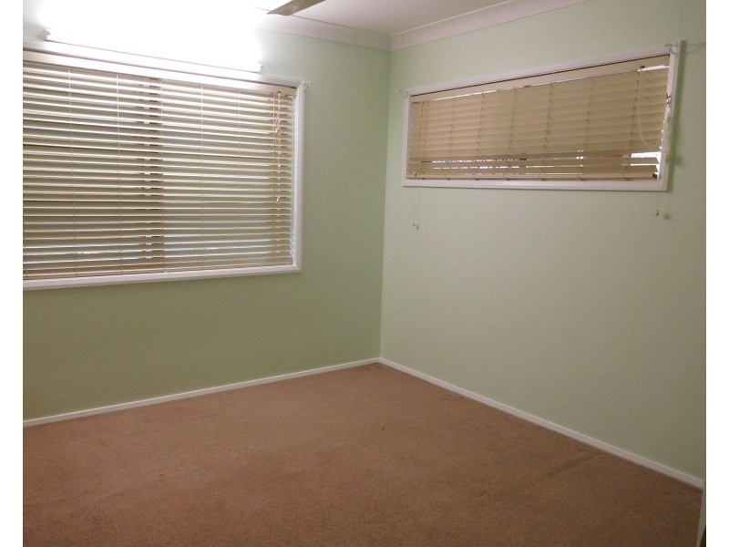 128 Toogood Road, Bayview Heights QLD 4868