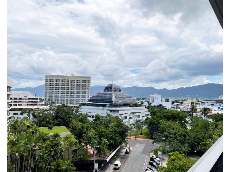 803/1 Marlin Parade, Cairns City QLD 4870