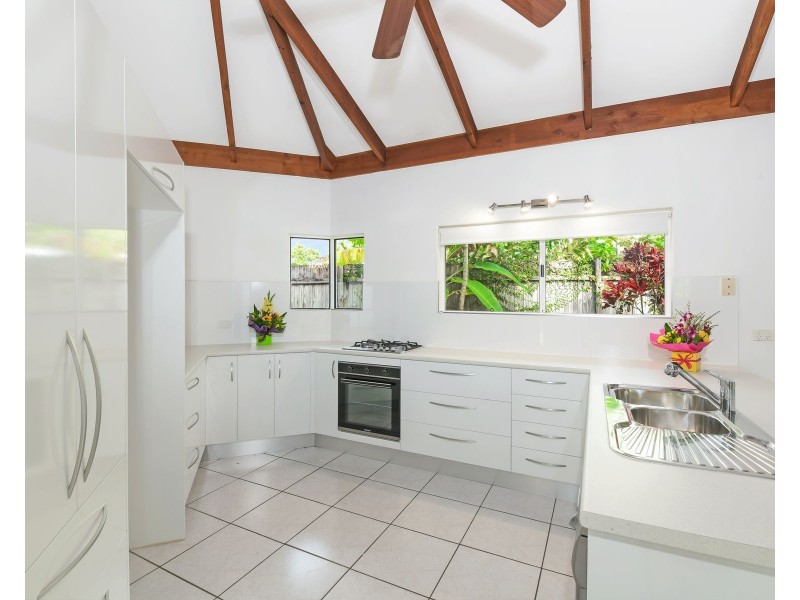 6 Brolga Street, Kewarra Beach QLD 4879