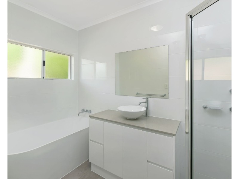 6 Brolga Street, Kewarra Beach QLD 4879