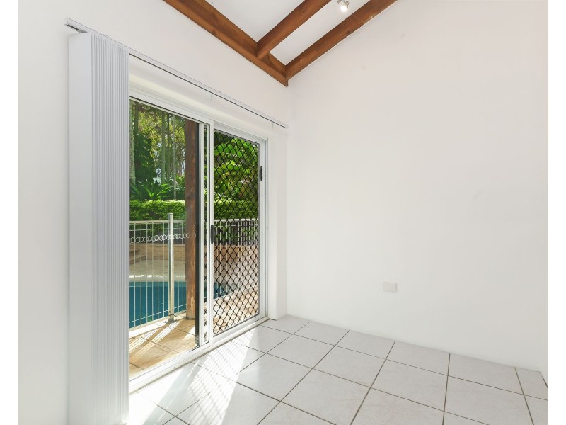 6 Brolga Street, Kewarra Beach QLD 4879
