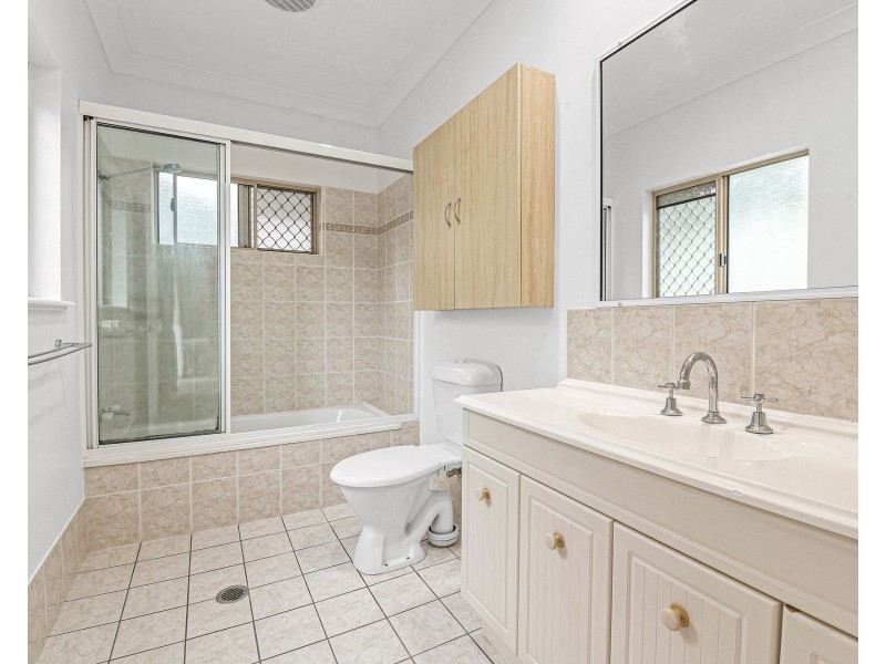 24 Ardisia Street, Smithfield QLD 4878