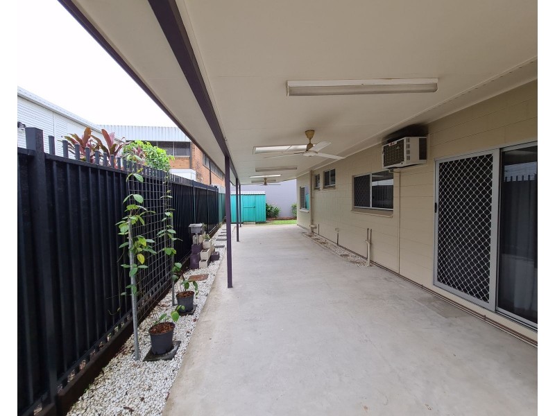 18 Upward Street, Cairns North QLD 4870
