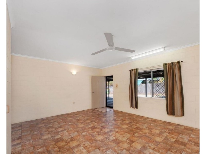 2/4 Alabama Street, White Rock QLD 4868