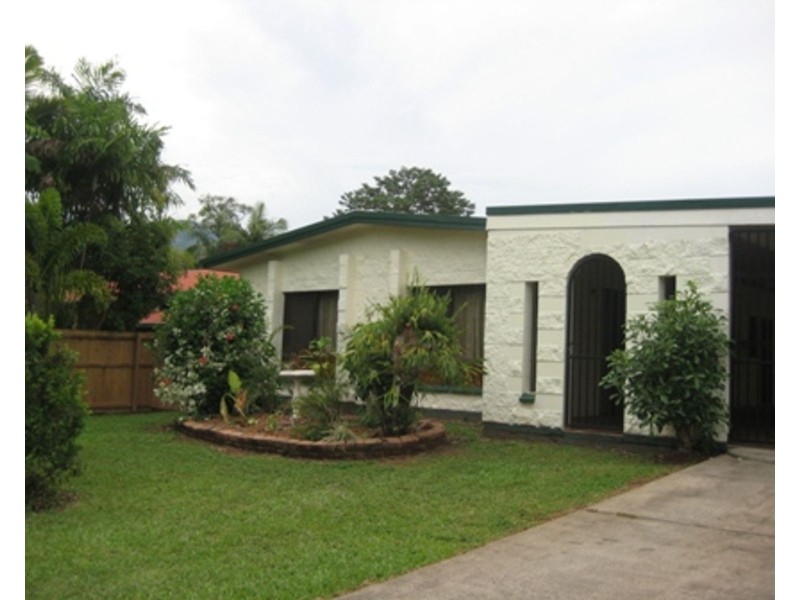 43 Hobson Drive, Brinsmead QLD 4870