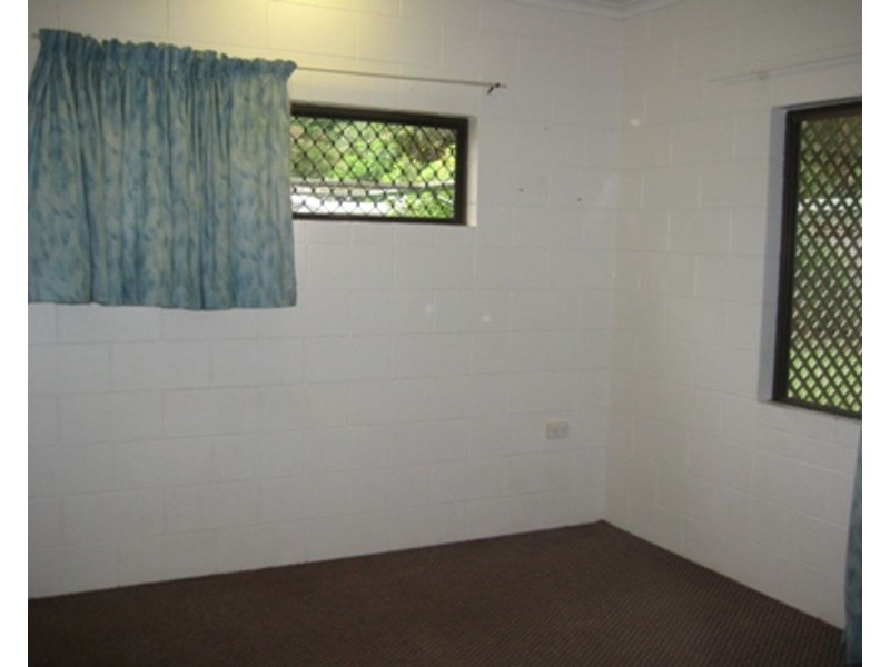 43 Hobson Drive, Brinsmead QLD 4870
