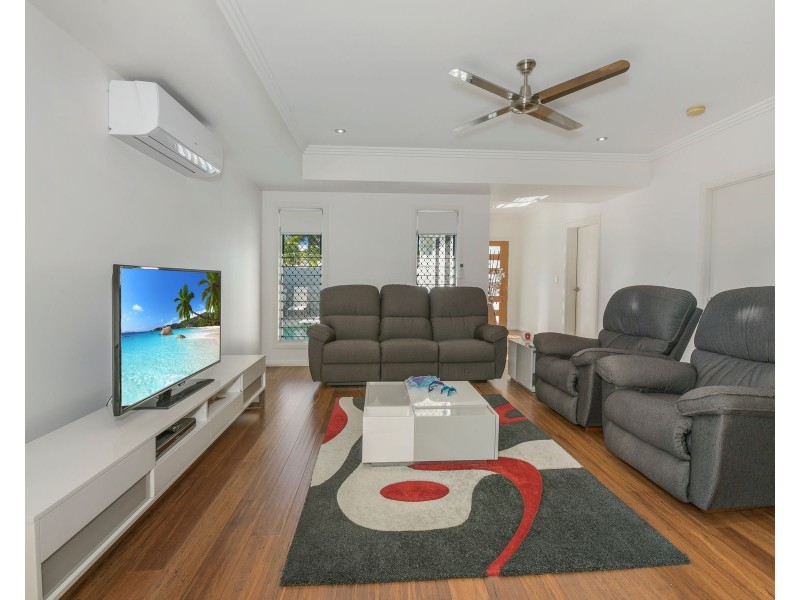 42 Harbour Drive, Trinity Park QLD 4879