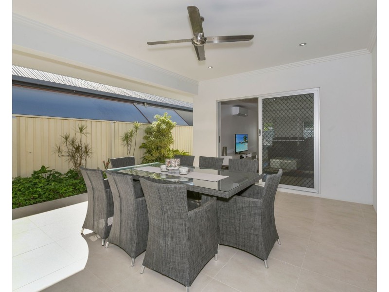 42 Harbour Drive, Trinity Park QLD 4879