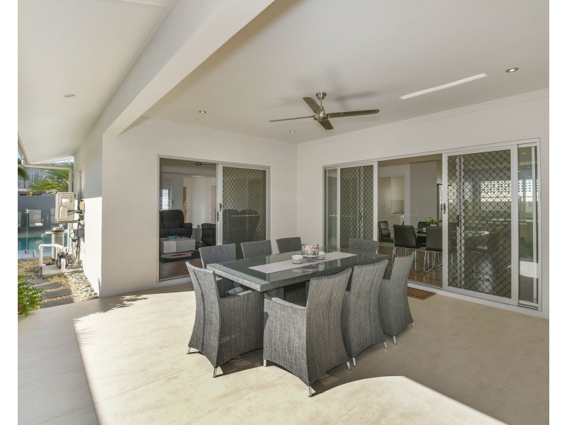 42 Harbour Drive, Trinity Park QLD 4879