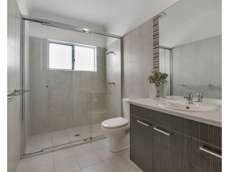 42 Harbour Drive, Trinity Park QLD 4879