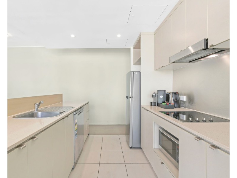 705/99 Esplanade, Cairns City QLD 4870