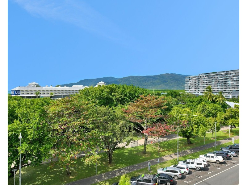 59/53-57 Esplanade, Cairns City QLD 4870