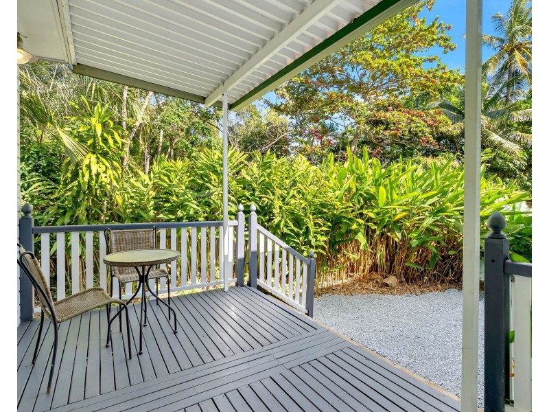 42 Lily Street, Cairns North QLD 4870