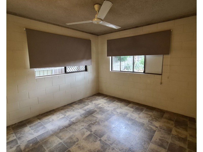 5/215 McLeod Street, Cairns North QLD 4870