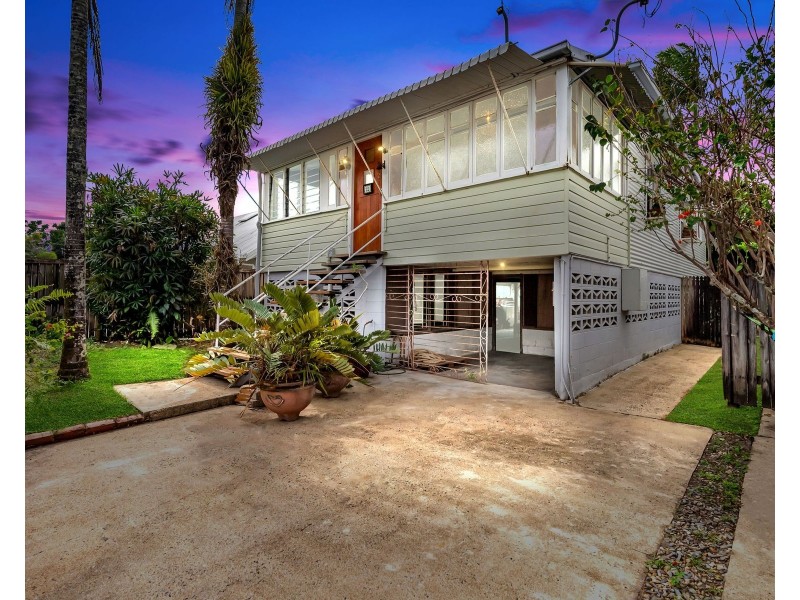 22 Pembroke Street, Parramatta Park QLD 4870