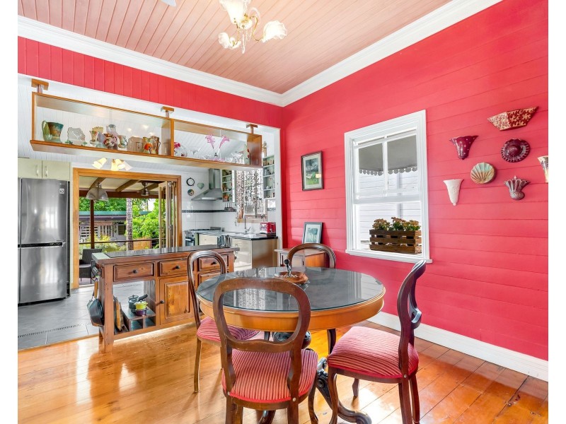 22 Pembroke Street, Parramatta Park QLD 4870