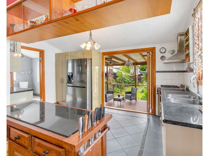 22 Pembroke Street, Parramatta Park QLD 4870
