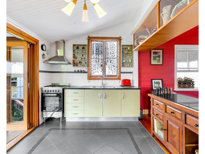 22 Pembroke Street, Parramatta Park QLD 4870