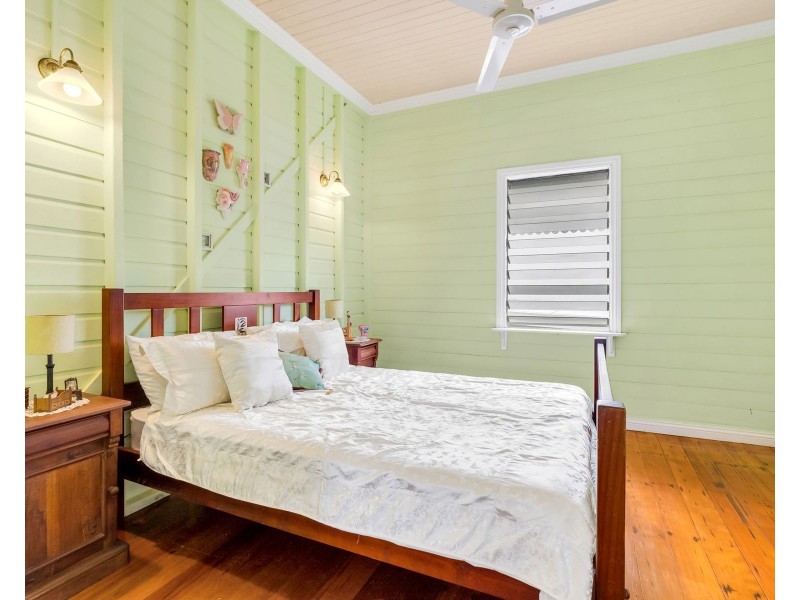 22 Pembroke Street, Parramatta Park QLD 4870