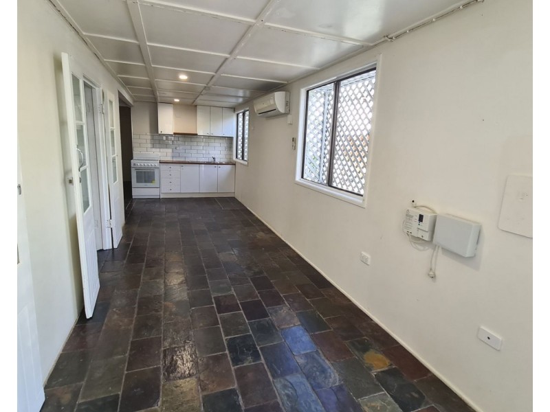 2/25-27 Maranoa Street, Parramatta Park QLD 4870