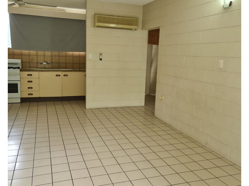 9/175 Sheridan Street, Cairns North QLD 4870